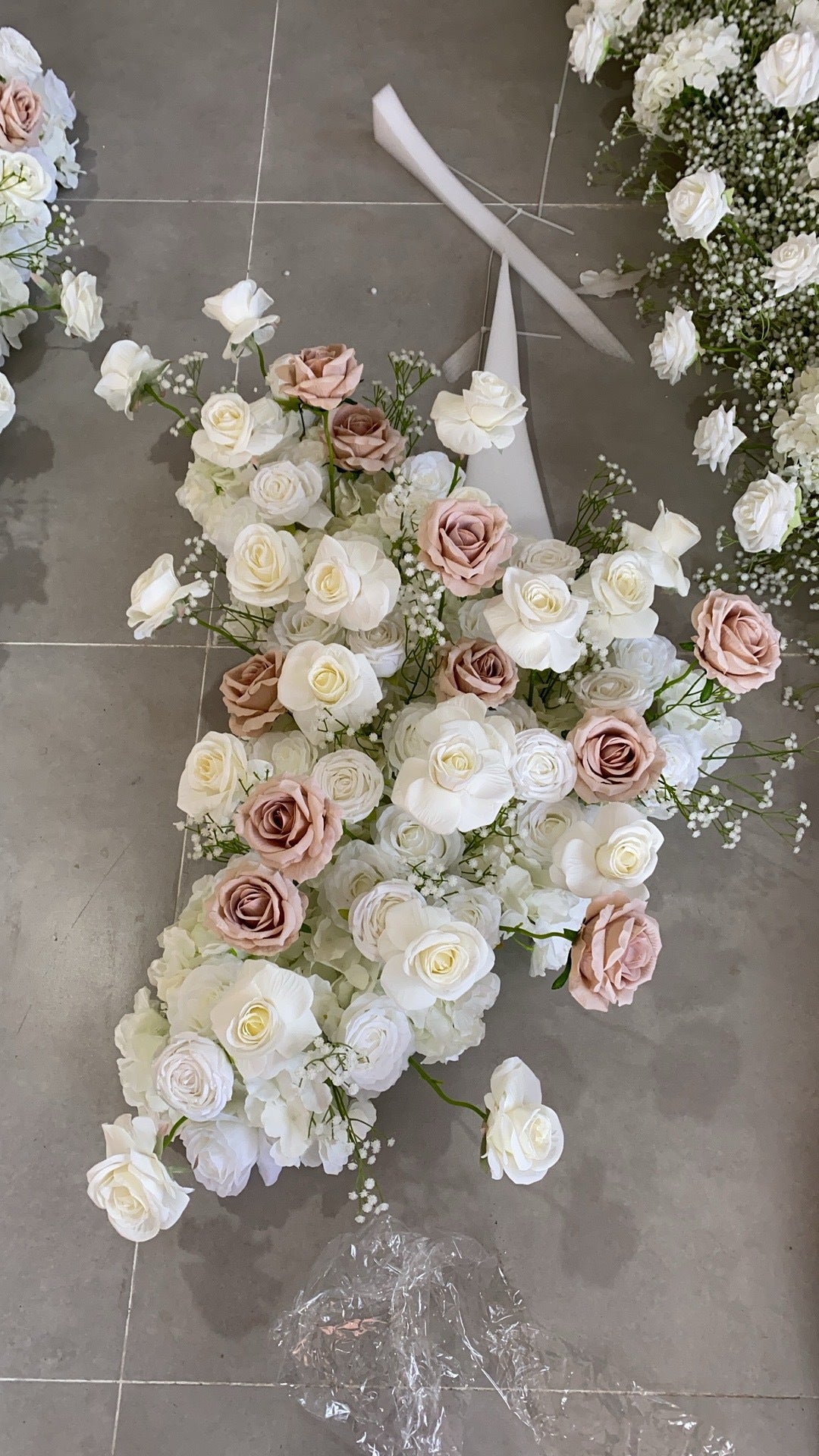 DWD185 New style artificial white brown series flower runner centerpiece decor backdrop wedding party floral arrangement background